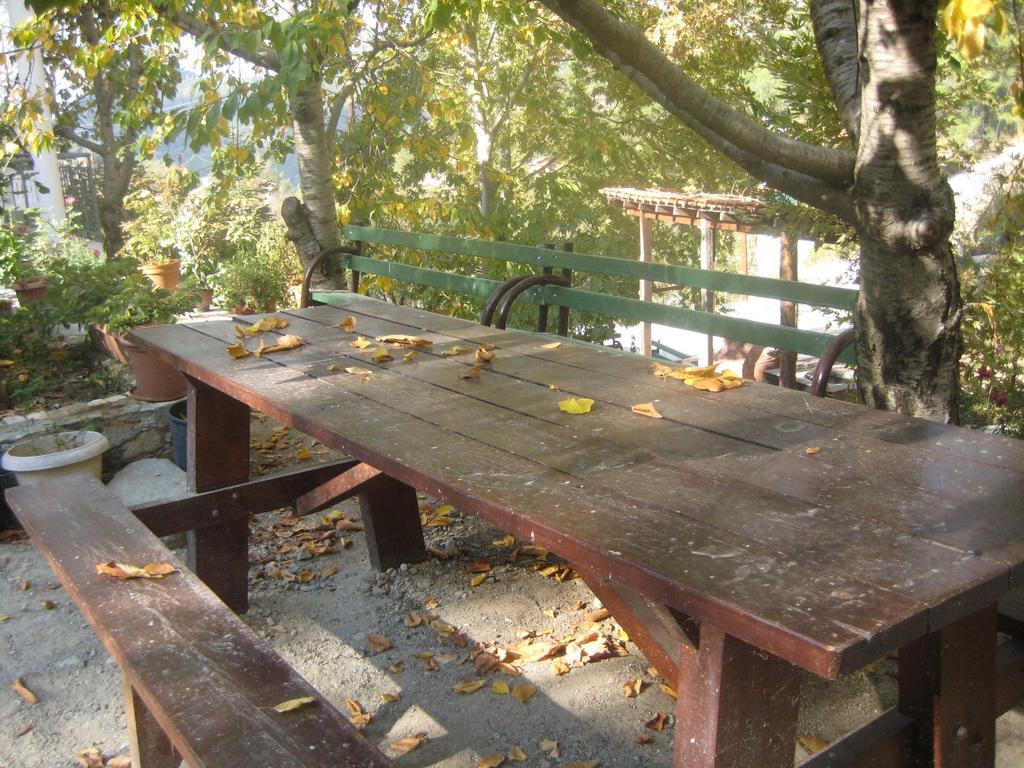 Flora'S House Villa Spilia Екстериор снимка